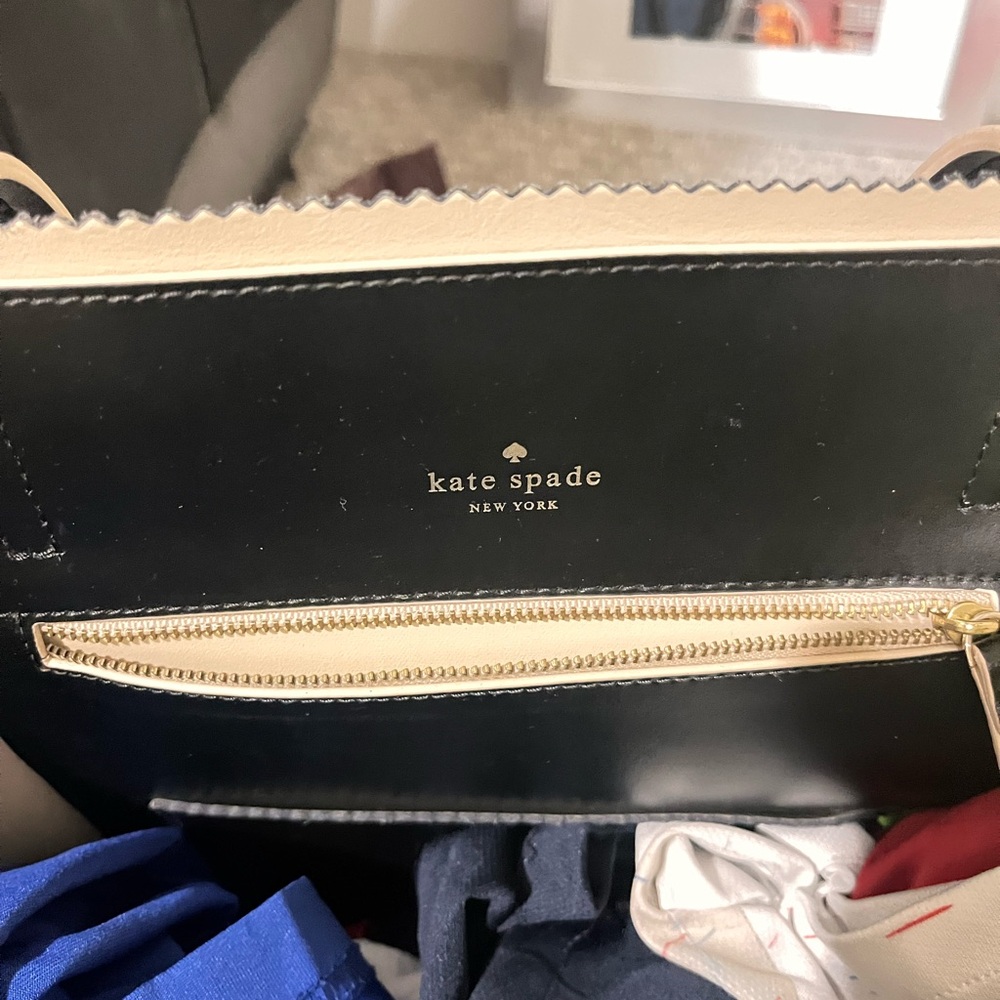 Kate Spade Black and Tan Tote - Picture 3 of 3